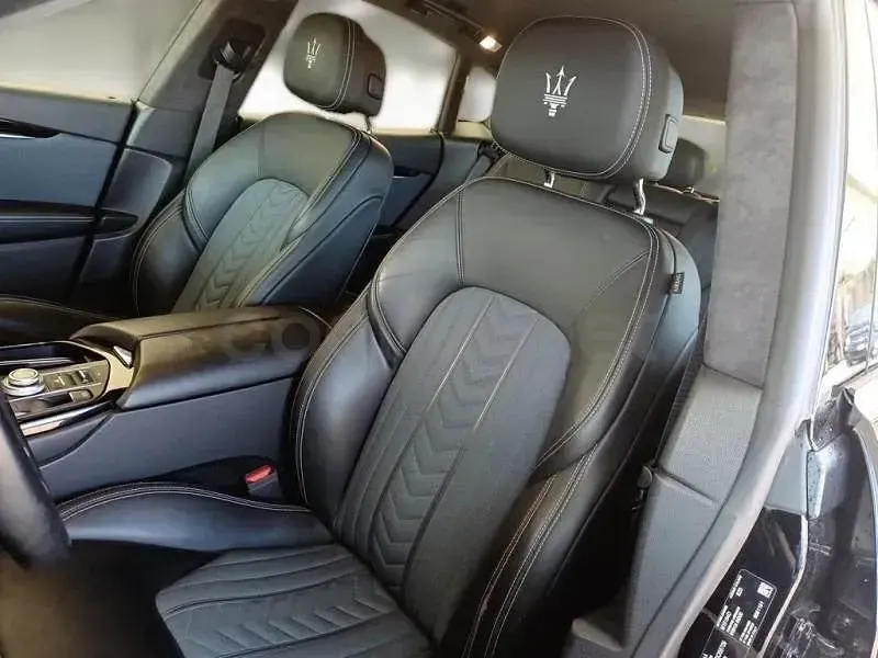 Usado Maserati Levante 275 CV (202 kW) 2021 Negro SUV