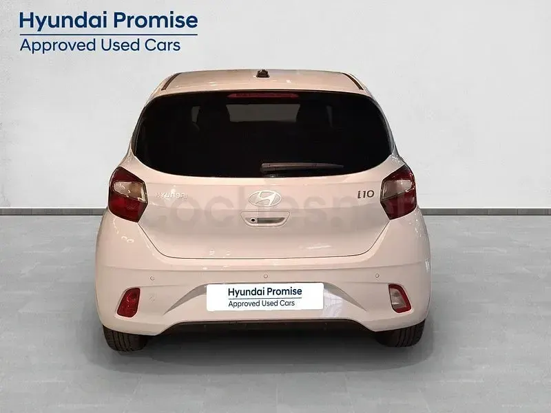 Usado Hyundai i10 67 CV (49 kW) 2022 Blanco Utilitario