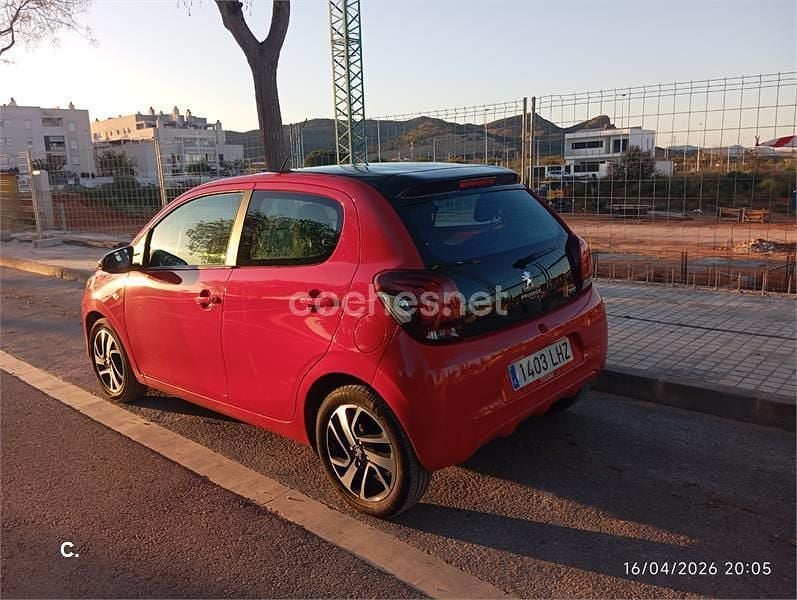 Usado Peugeot 108 Active 72 CV (52 kW) 2020 Rojo Berlina
