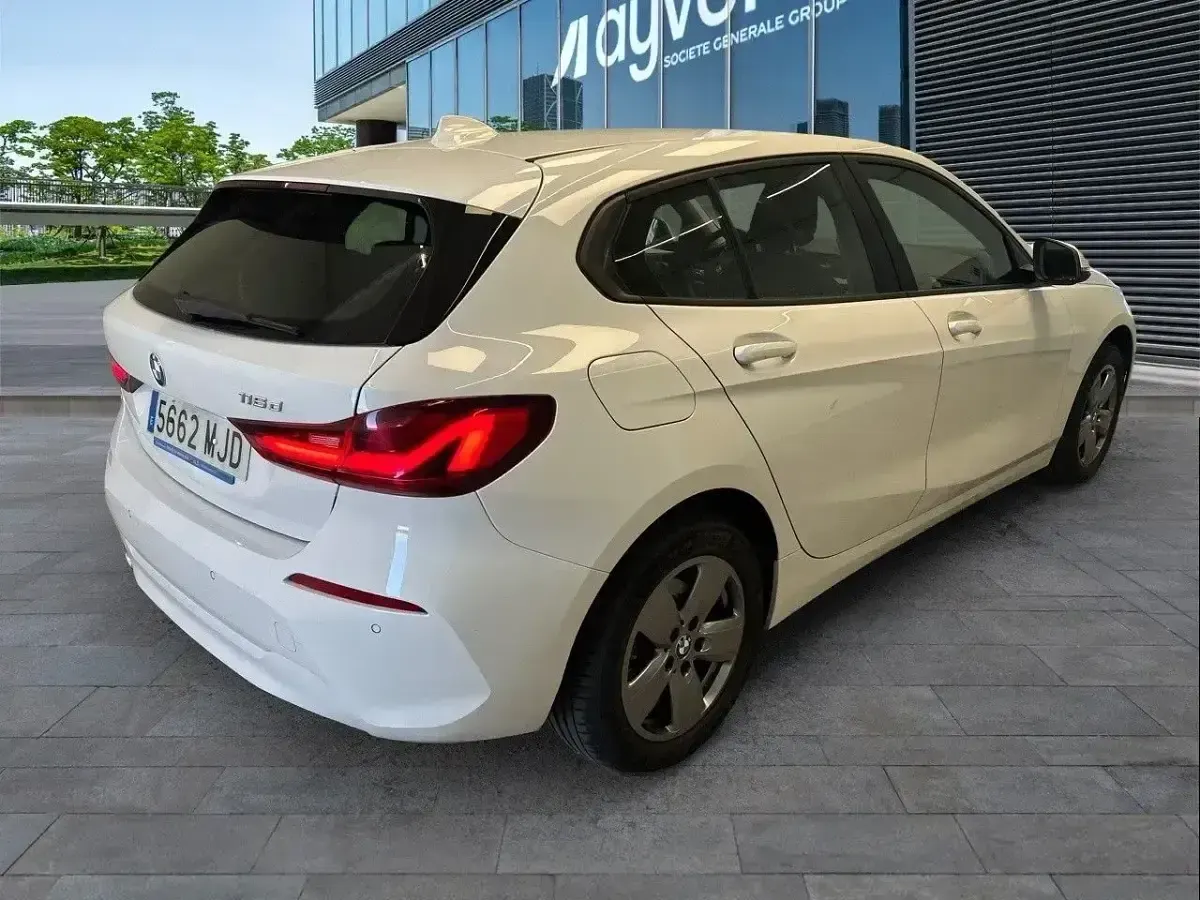 Usado BMW 116 Performance 116 CV (85 kW) 2023 Blanco Utilitario