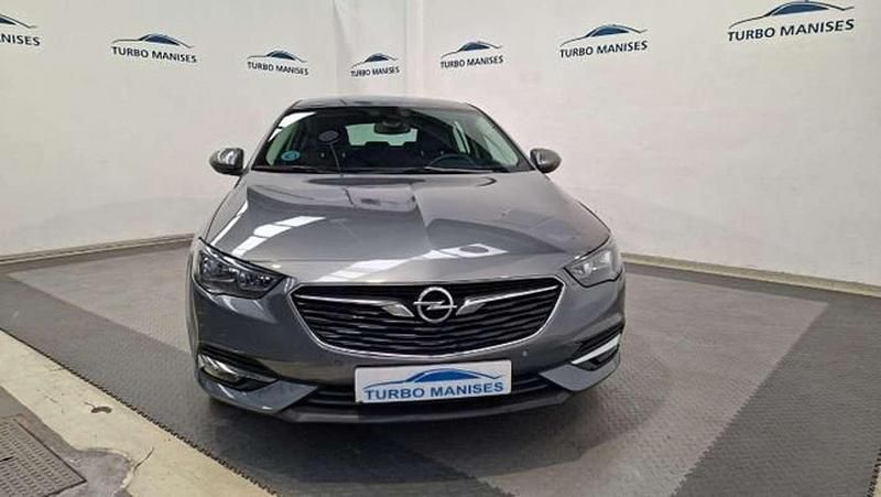Usado Opel Insignia Innovation 166 CV (122 kW) 2020 Gris Berlina