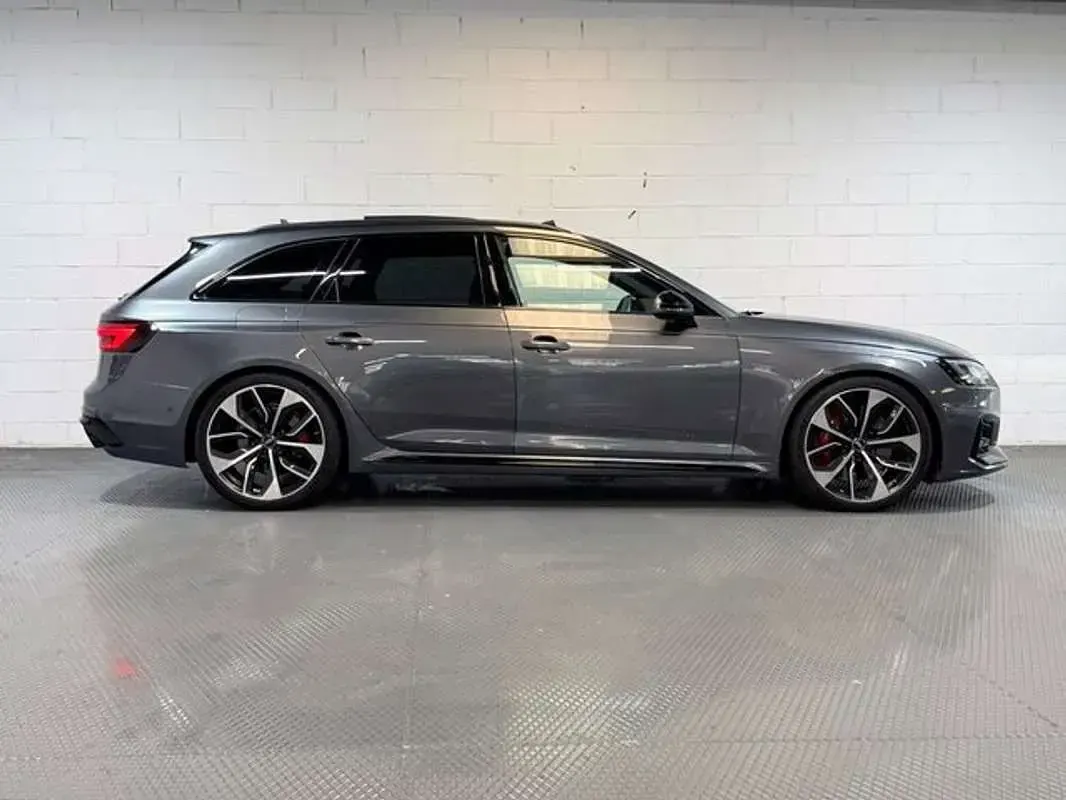 Usado Audi RS4 450 CV (330 kW) 2018 Gris Familiar