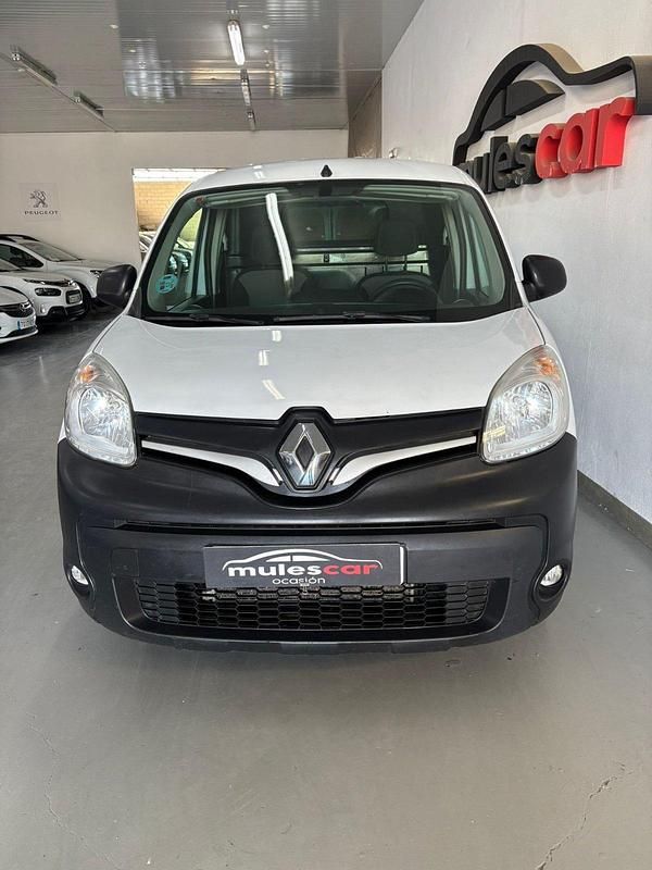 Usado Renault Kangoo 95 CV (69 kW) 2021 Blanco Monovolumen