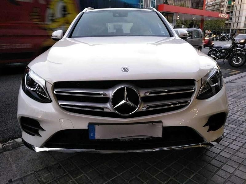 Usado Mercedes GLC250 AMG 211 CV (155 kW) 2017 Blanco SUV