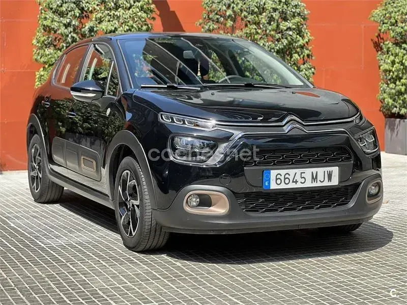Usado Citroën C3 PureTech 83 CV (61 kW) 2023 Negro Utilitario