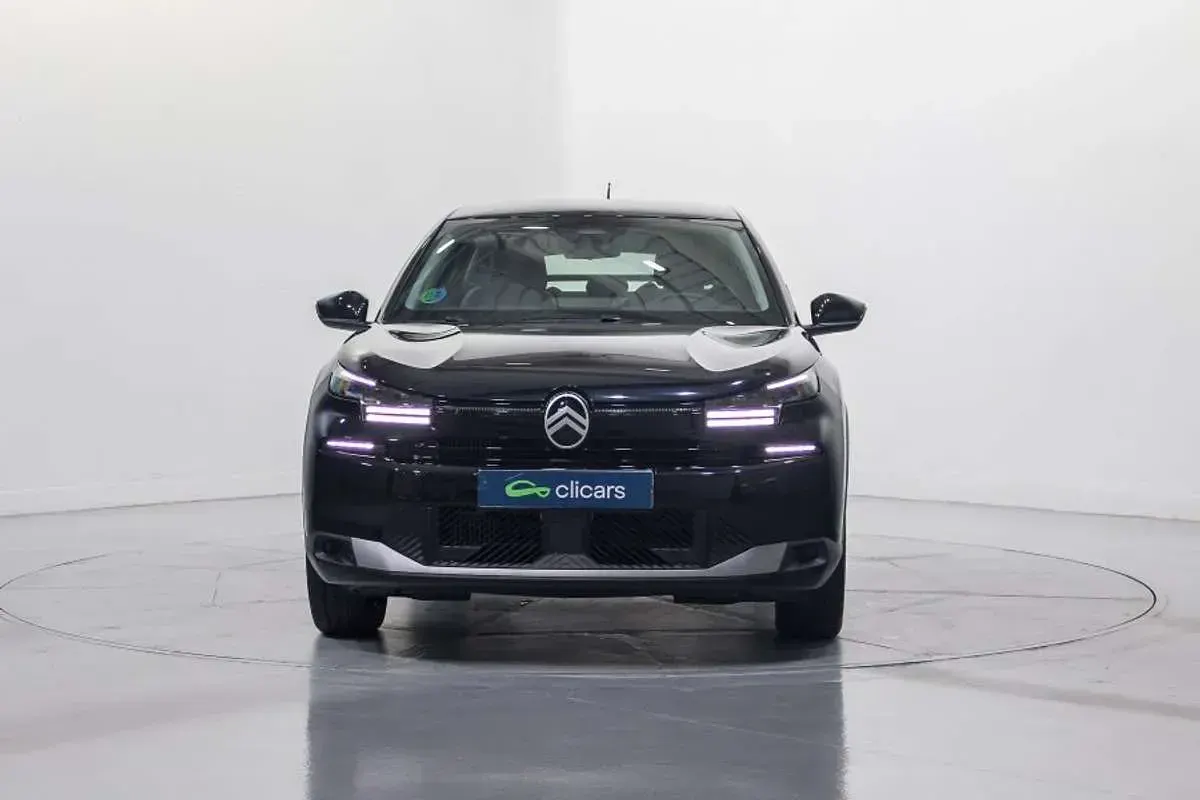 Usado Citroën C4 136 HP (100 kW) 2025 Preto SUV