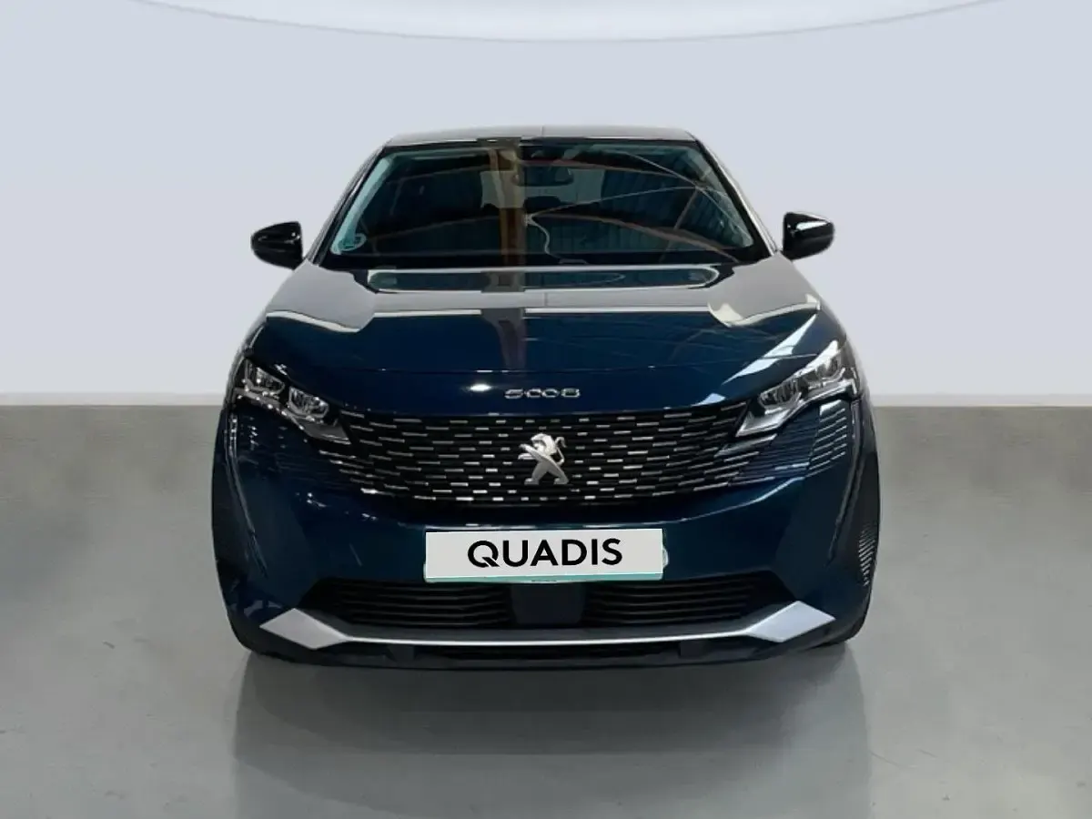 Usado Peugeot 5008 Allure 131 CV (96 kW) 2022 Azul SUV