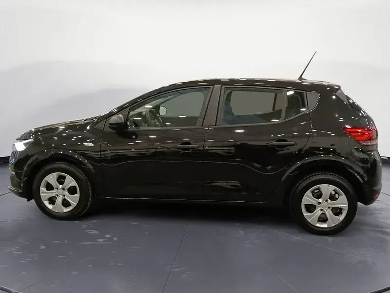 Usado Dacia Sandero Expression 100 CV (73 kW) 2024 Negro Berlina