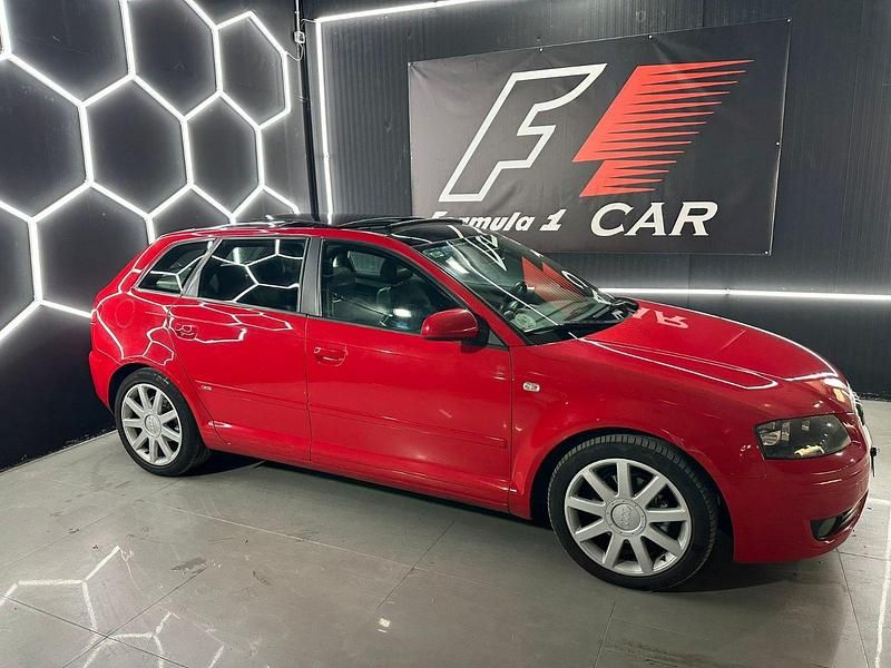 Usado Audi A3 Sportback Ambiente 140 CV (102 kW) 2006 Rojo Utilitario