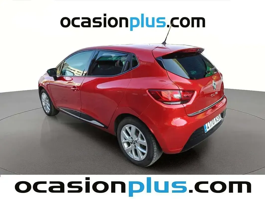 Usado Renault Clio LIMITED 90 CV (66 kW) 2018 Rojo Utilitario
