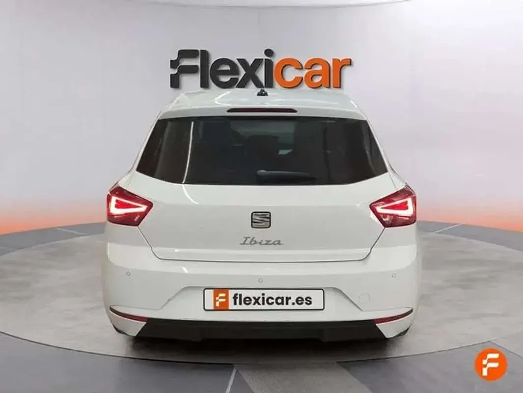 Usado Seat Ibiza XCELLENCE 116 CV (85 kW) 2024 Blanco Utilitario