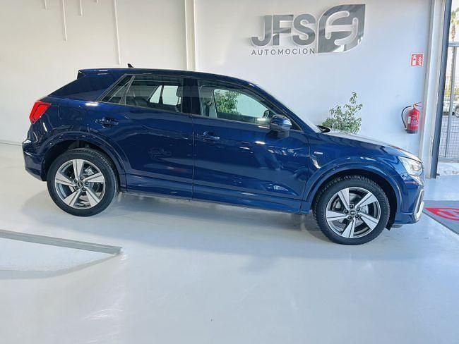 Usado Audi Q2 S-Line 116 CV (85 kW) 2022 Azul SUV