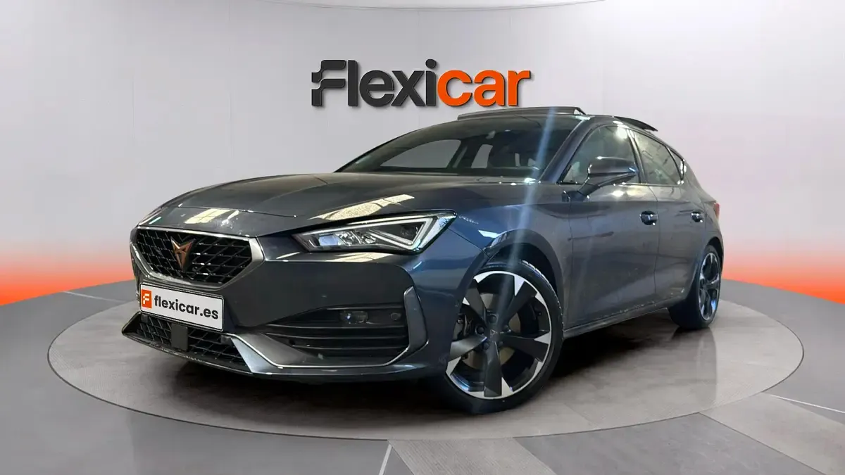 Usado Cupra Leon 150 CV (110 kW) 2023 Gris Berlina
