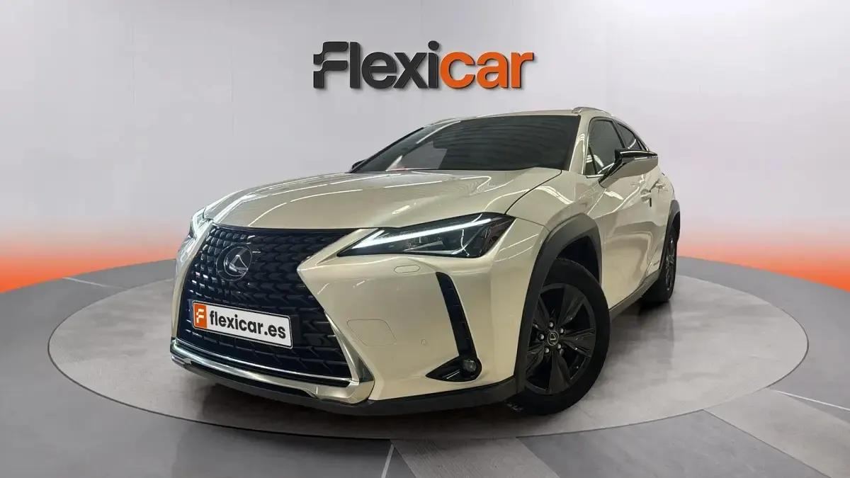 Usado Lexus UX Business Edition 184 CV (135 kW) 2020 Blanco SUV