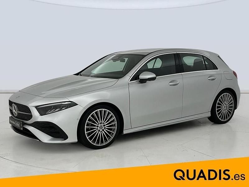 Gris plata Usado 2023 Mercedes A200 Berlina | 32.850 € (Precio justo) - Imagen 1/4