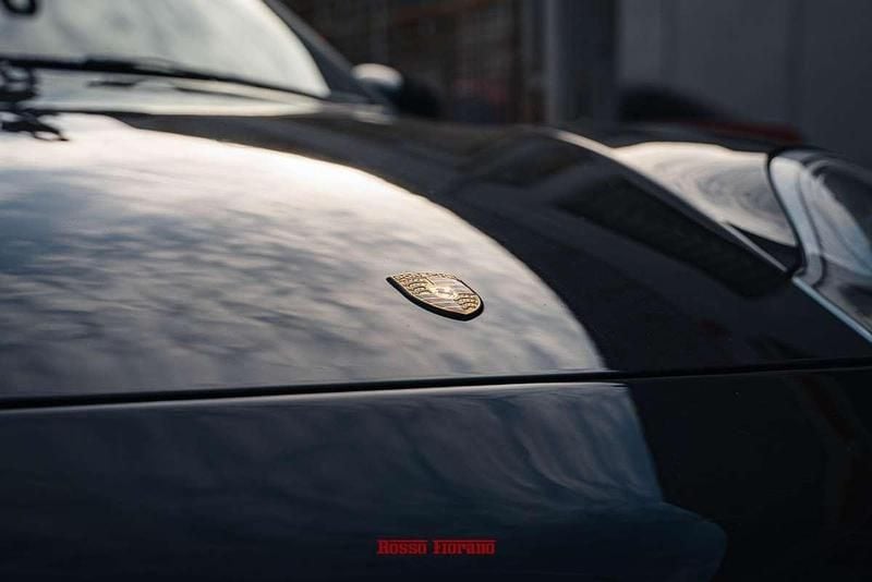 Usado Porsche 911 Carrera 4 300 CV (220 kW) 1999 Gris Coupe