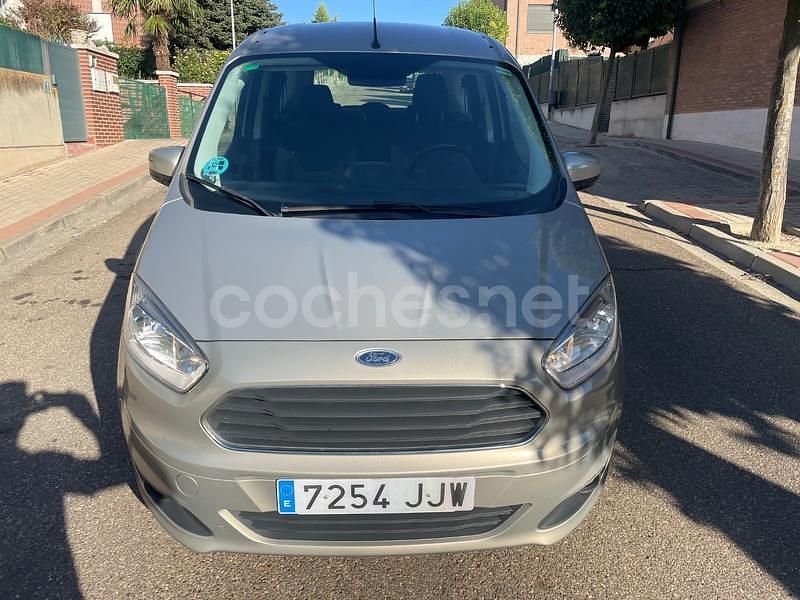 Beige Usado 2015 Ford Tourneo Courier Trend Monovolumen | 7300 € (Precio justo) - Imagen 1/4