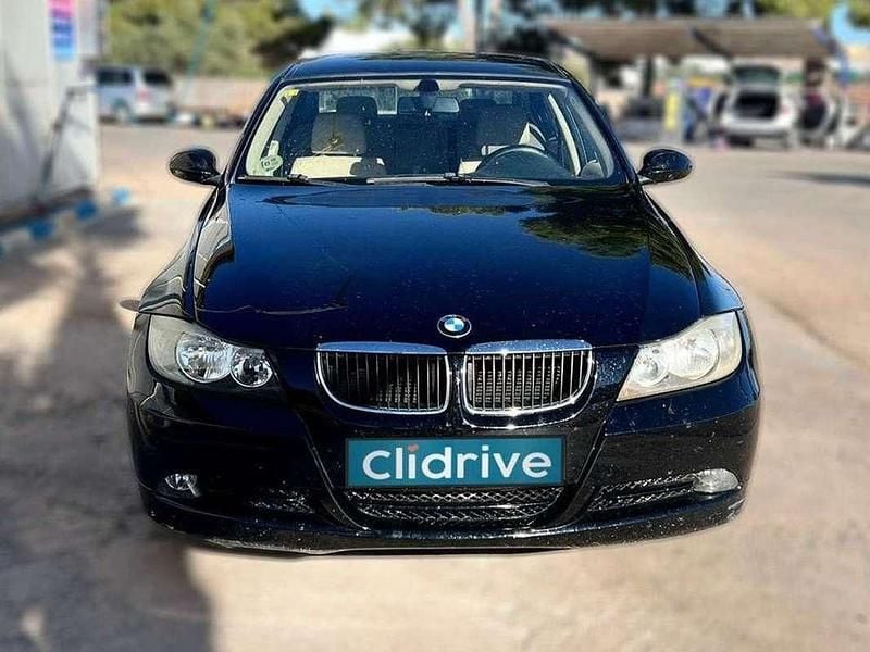 Usado BMW 318 116 CV (85 kW) 2007 Negro Berlina