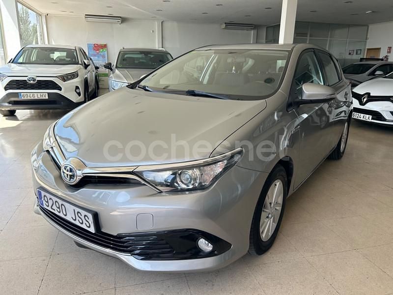 Beige Usado 2016 Toyota Auris Hybrid Active Berlina | 11.000 € (Precio justo) - Imagen 1/4