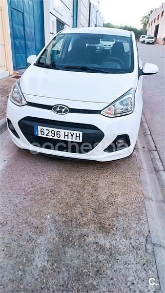 Blanco Usado 2014 Hyundai i10 Utilitario | 5999 € (Precio justo) - Imagen 1/3