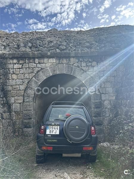 Usado Land Rover Freelander 177 CV (130 kW) 2001 Azul SUV