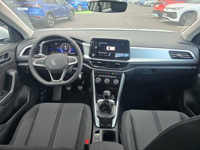Usado VW T-Roc 116 CV (85 kW) 2025 Blanco puro SUV