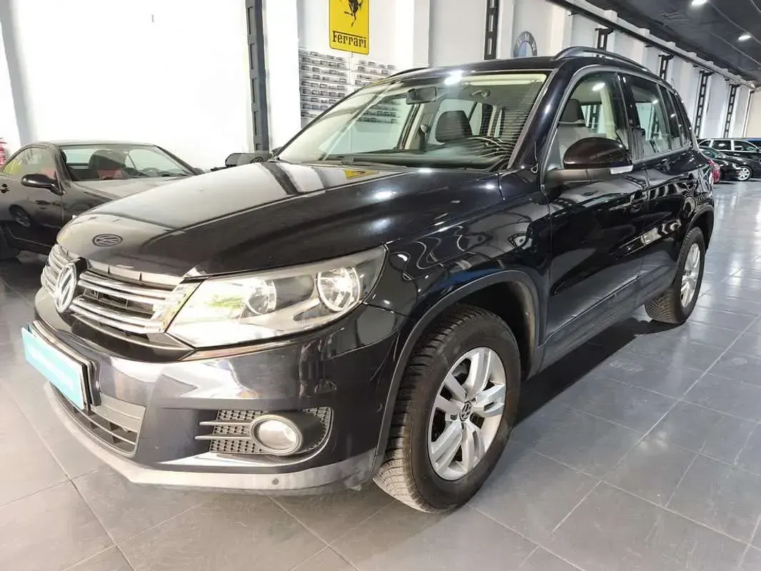 Usado VW Tiguan Sportline 160 CV (117 kW) 2014 Negro SUV