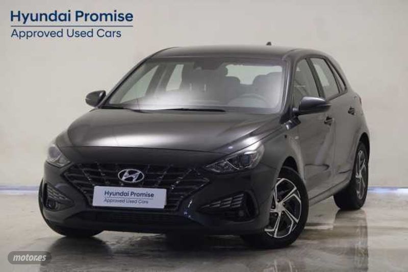 Dark night Usado 2024 Hyundai i30 Berlina | 21.000 € (Precio justo) - Imagen 1/4