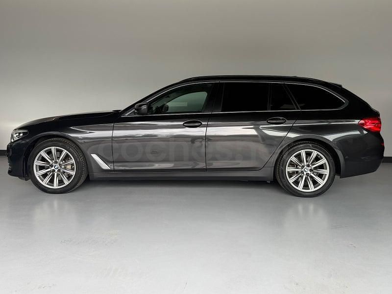 Usado BMW 530 Comfort Edition 265 CV (194 kW) 2020 Gris / plata Familiar