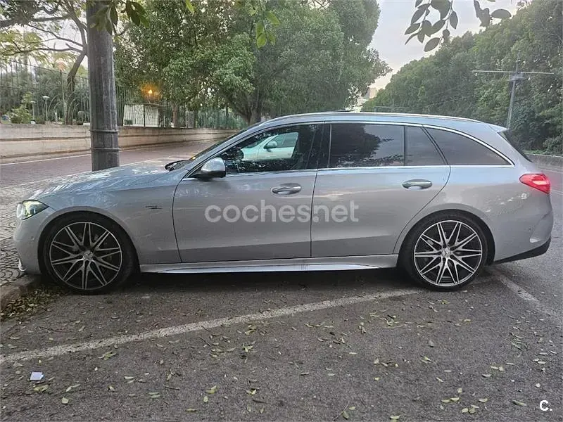 Usado Mercedes C43 AMG 408 CV (300 kW) 2023 Gris / plata Familiar