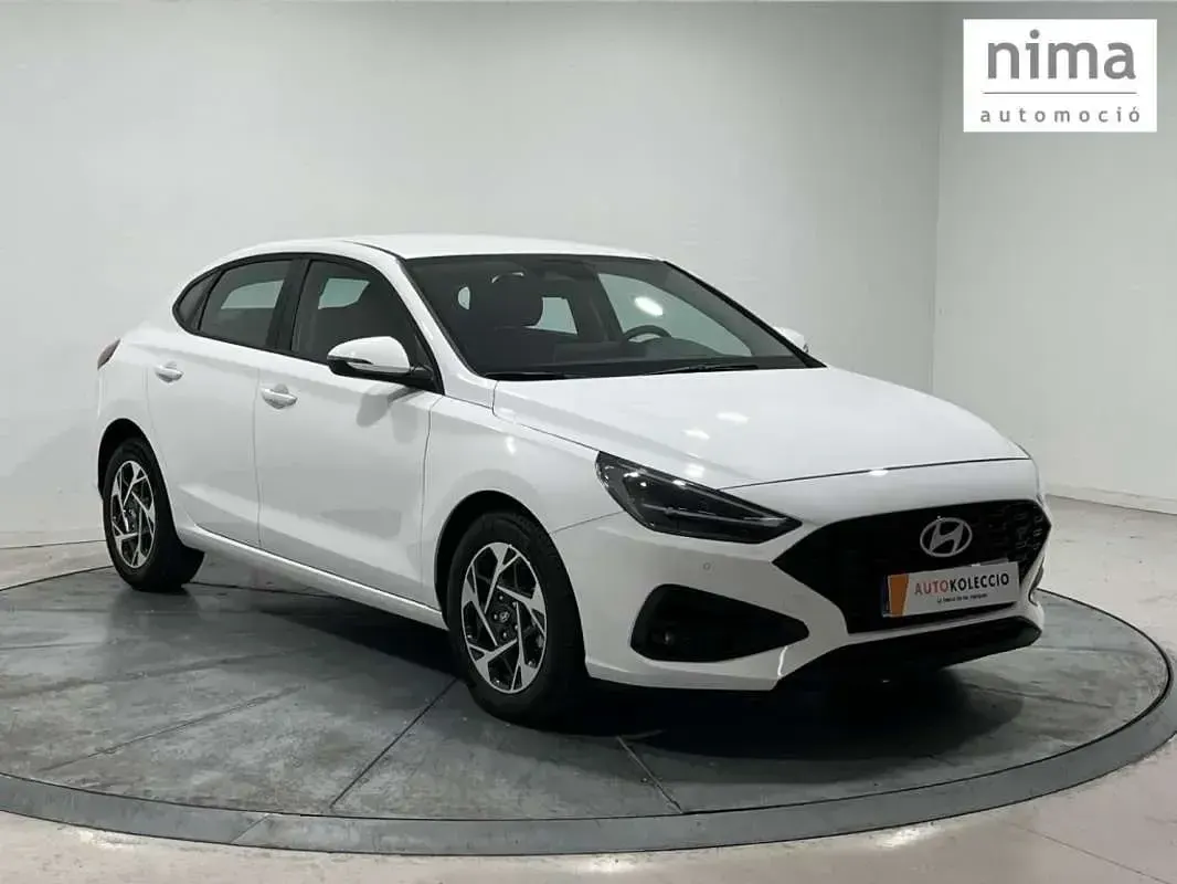 Nuevo Hyundai i30 101 CV (74 kW) 2026 Berlina