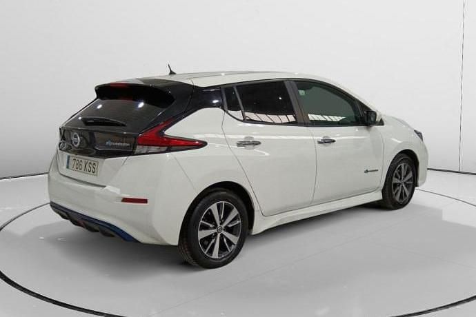 Usado Nissan Leaf 111 kW (151 CV) 2019 Blanco Utilitario