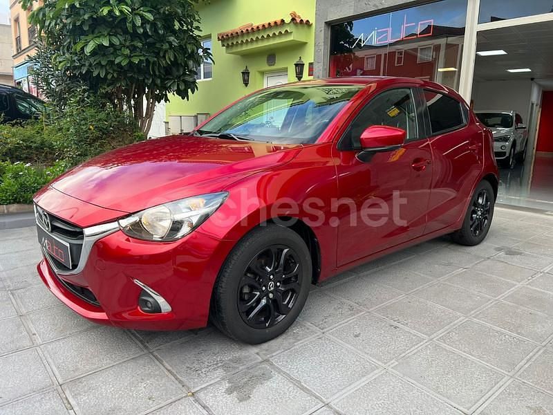 Usado Mazda 2 Edition 90 CV (66 kW) 2019 Granate Berlina