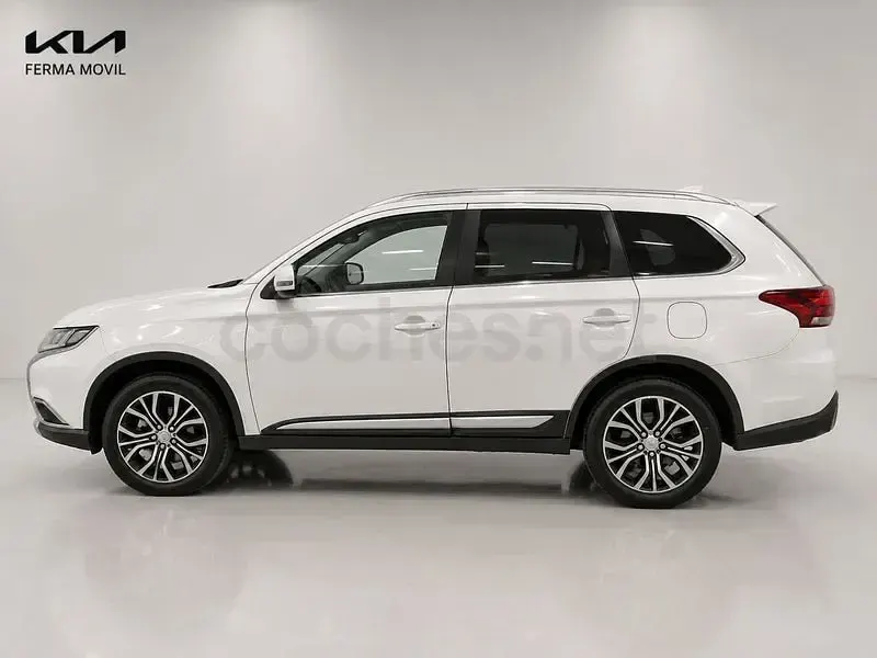Usado Mitsubishi Outlander Motion 150 CV (110 kW) 2017 Blanco SUV
