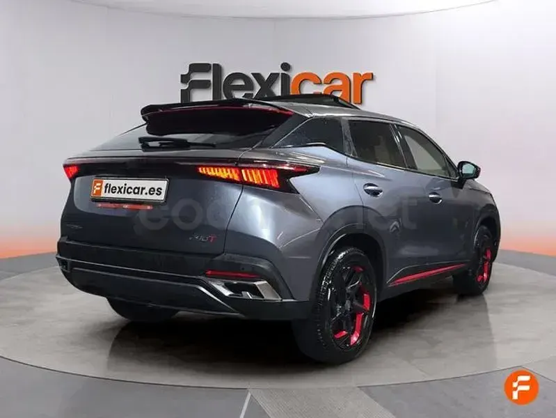 Usado Omoda 5 185 CV (136 kW) 2024 Gris / plata SUV