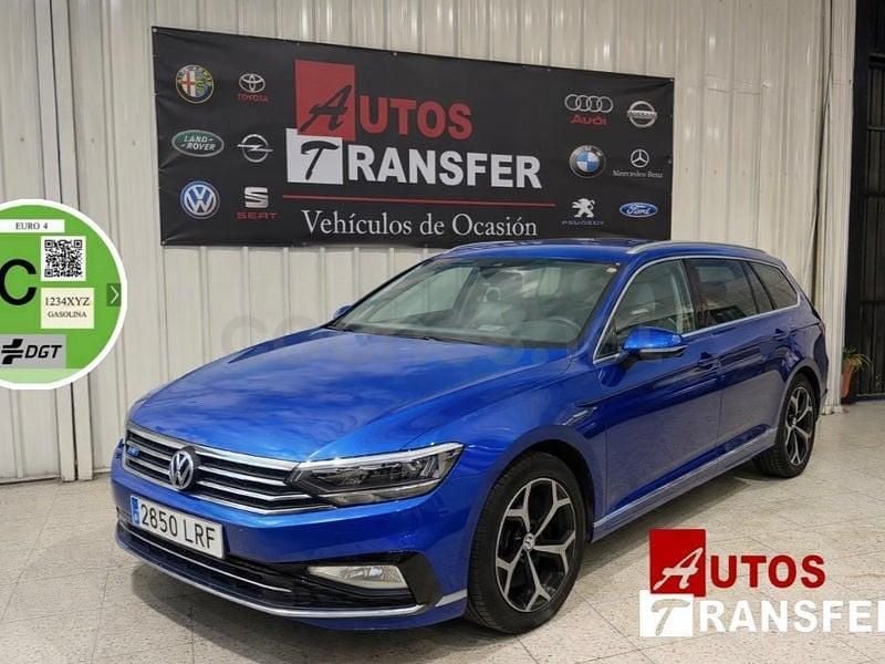 Usado VW Passat R-line 150 CV (110 kW) 2021 Azul Familiar