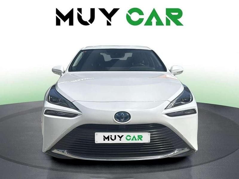 Usado Toyota Mirai Luxury 182 CV (133 kW) 2022 Blanco Berlina