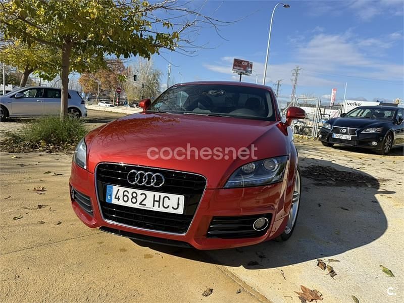 Usado Audi TT 160 CV (117 kW) 2011 Granate Coupe