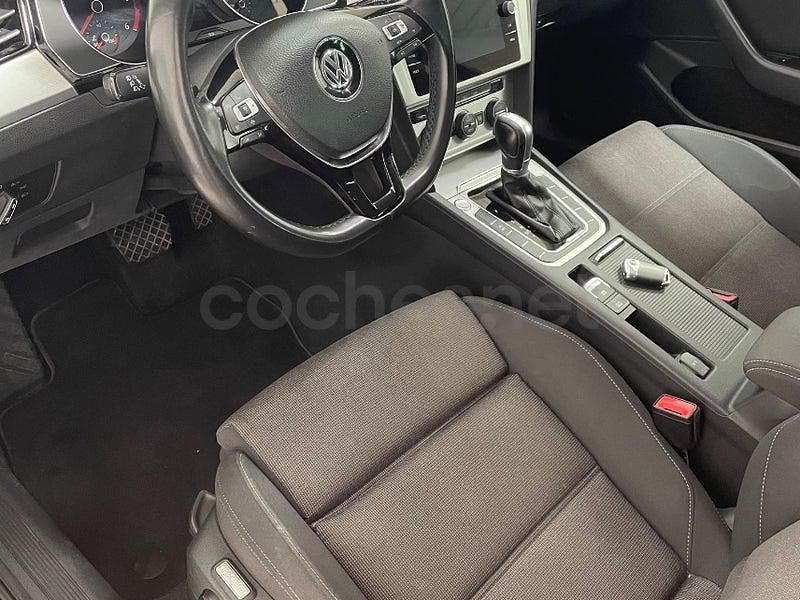 Begagnad VW Passat Advance 150 HK (110 kW) 2019 Svart Sedan