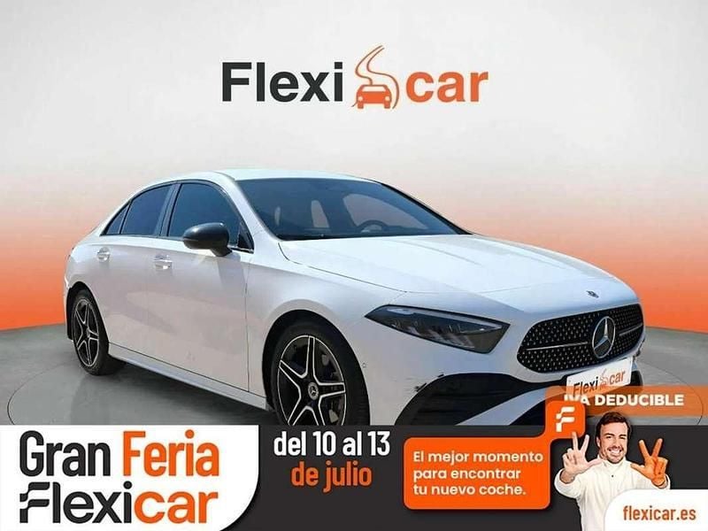 Blanco Usado 2023 Mercedes A180 Berlina | 25.990 € (Precio justo) - Imagen 1/2