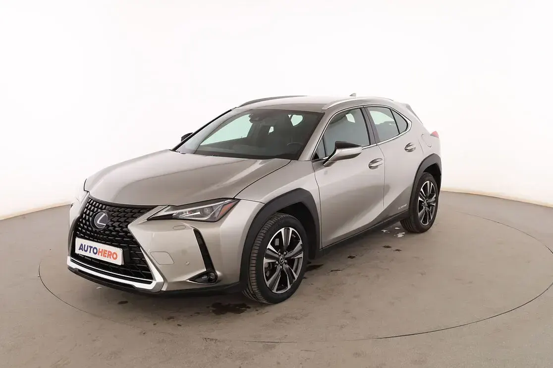 Usado Lexus UX 250h Executive Line 180 CV (132 kW) 2019 SUV