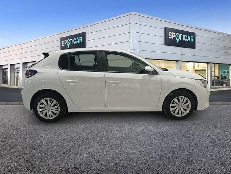 Usado Peugeot 208 Active 100 CV (73 kW) 2021 Blanco Utilitario