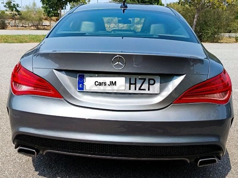 Usado Mercedes CLA200 AMG line 136 CV (100 kW) 2014 Gris / plata Berlina