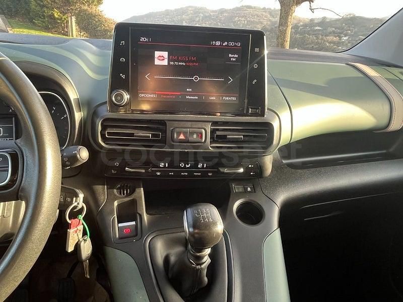 Usado Citroën Berlingo Shine 131 CV (96 kW) 2019 Negro Monovolumen