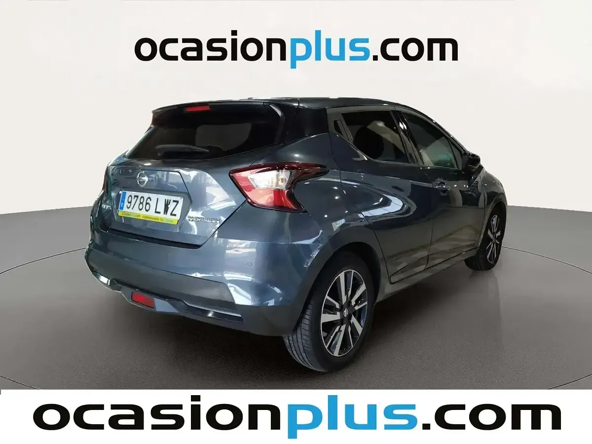 Usado Nissan Micra 92 CV (67 kW) 2022 Gris Utilitario
