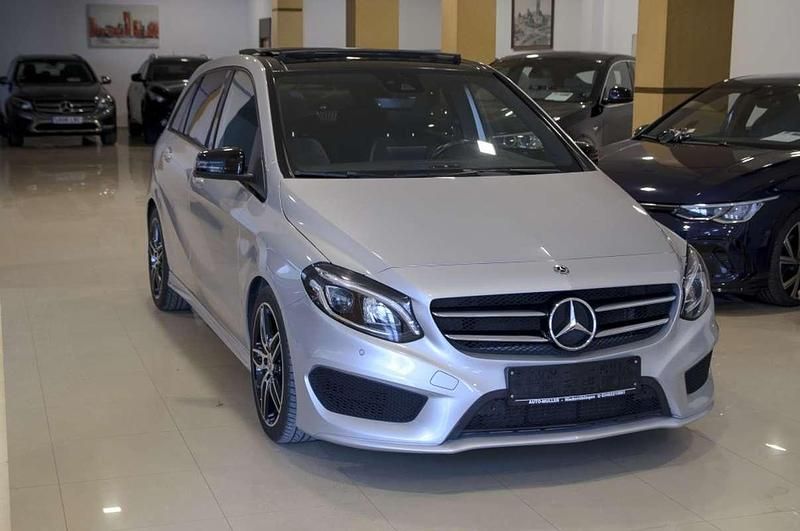 Käytetty Mercedes B200 136 HP (100 kW) 2018 Harmaa Tila-auto