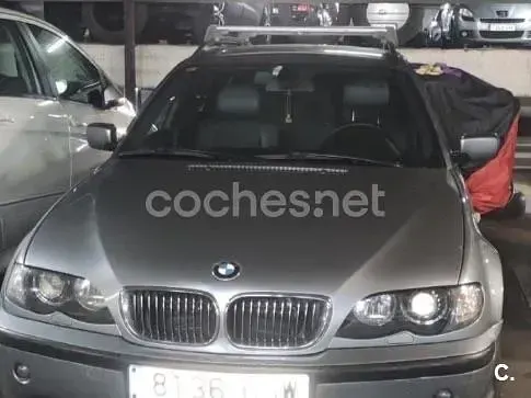 Usado BMW 320 150 CV (110 kW) 2003 Gris / plata Familiar