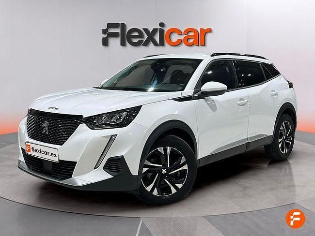 Usado Peugeot 2008 Allure 110 CV (80 kW) 2021 Blanco SUV