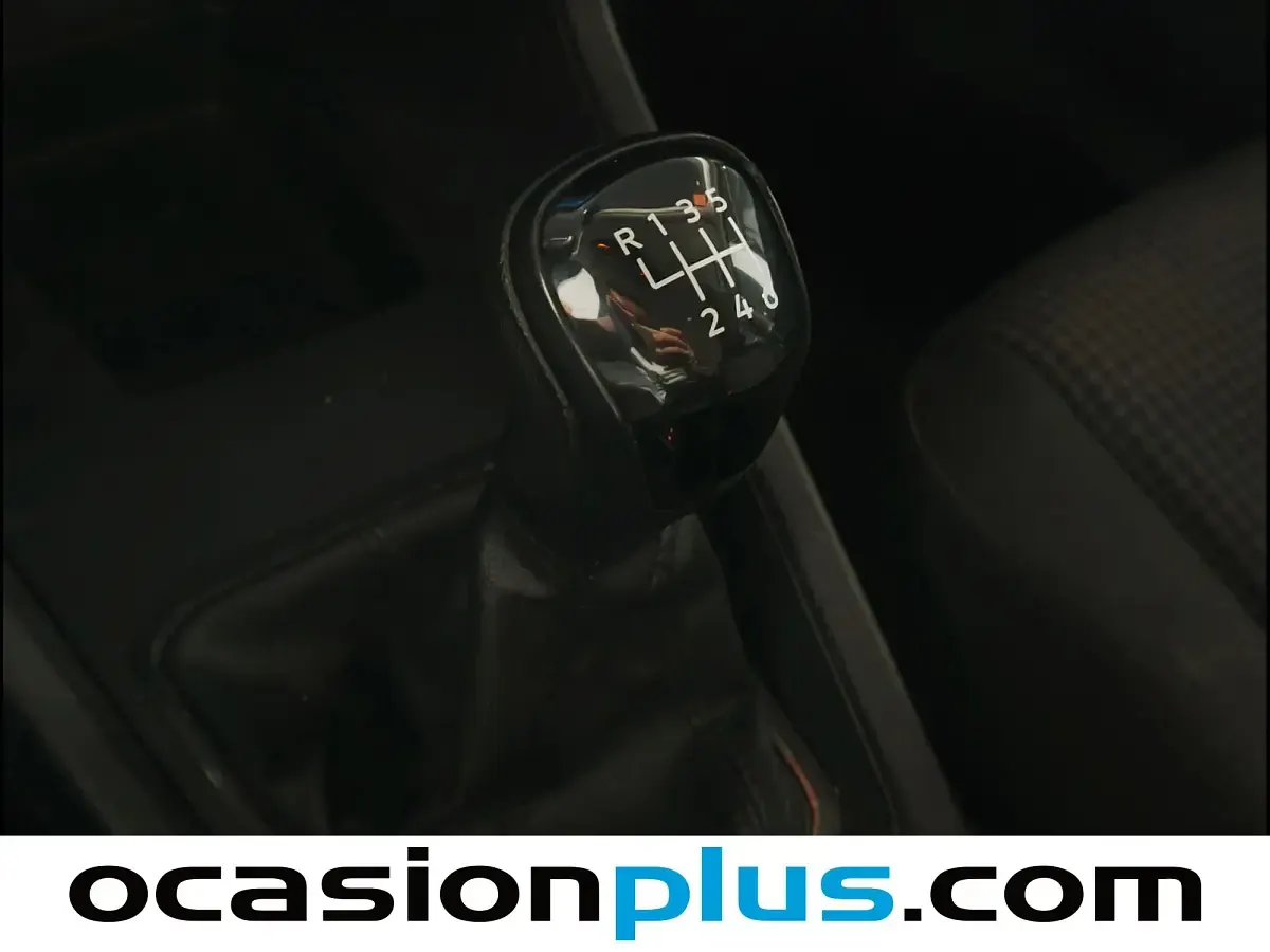 Usado VW Caddy 122 CV (89 kW) 2021 Blanco Monovolumen