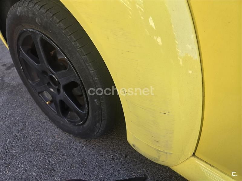 Amarillo Usado 1999 VW Beetle Berlina | 3000 € (Precio justo) - Imagen 1/4